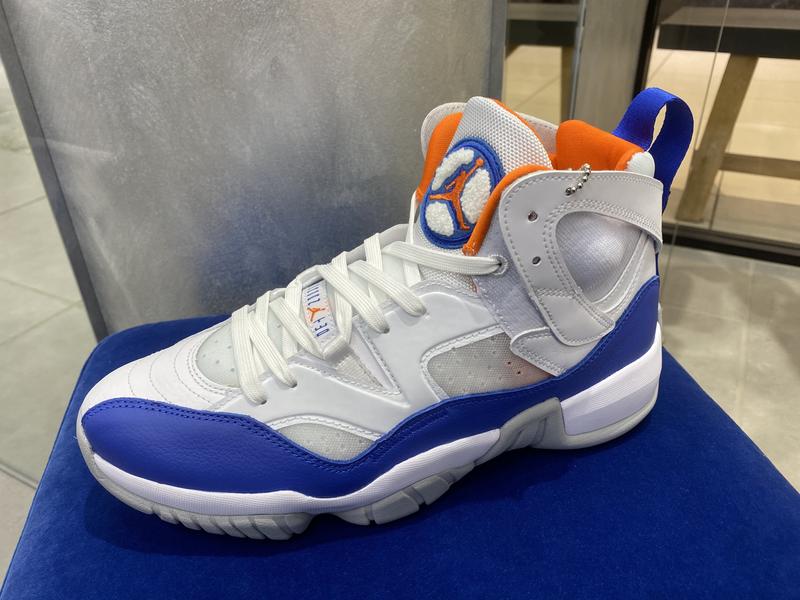 JORDAN BRAND JUMPMAN TWO TREY WHITE/HYPER ROYAL-SAFETY