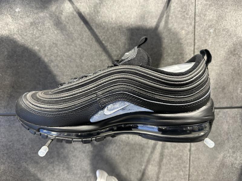 Nike air max on sale 97 black and white