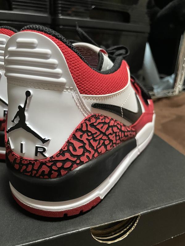 JORDAN BRAND AIR JORDAN LEGACY 312 LOW WHITE/BLACK-GYM RED