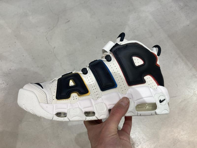 NIKE AIR MORE UPTEMPO '96 SAIL/BLACK-SAIL-TEAM ORANGE 21HO-I