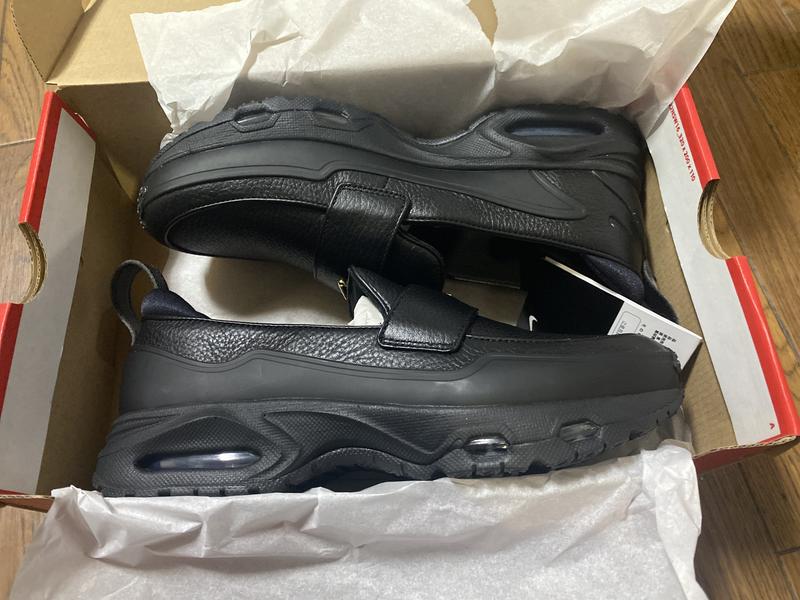 NIKE W AIR MAX PHENOMENA BLACK/METALLIC GOLD-SMOKE GREY-PINK FOAM