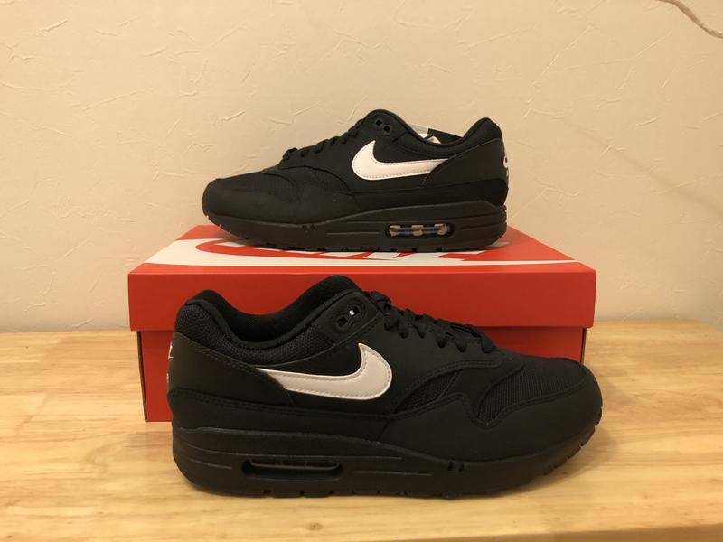 Air max hotsell 1 all black