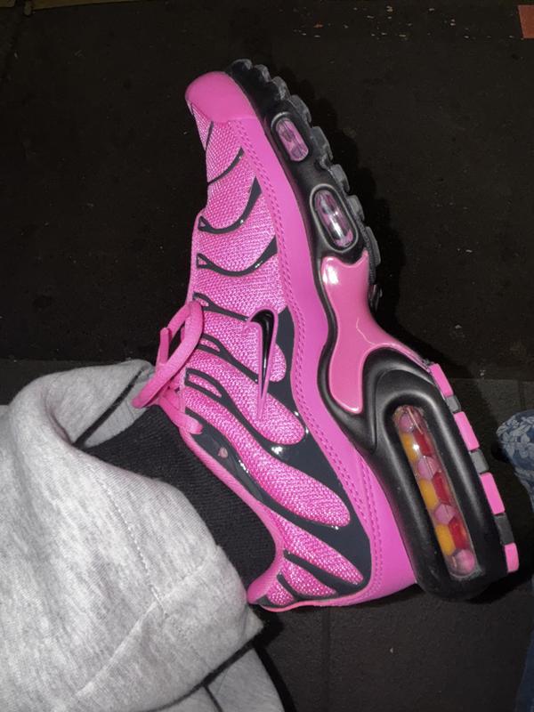 NIKE W AIR MAX PLUS SE PLAYFUL PINK/BLACK（ナイキ ウィメンズ エア