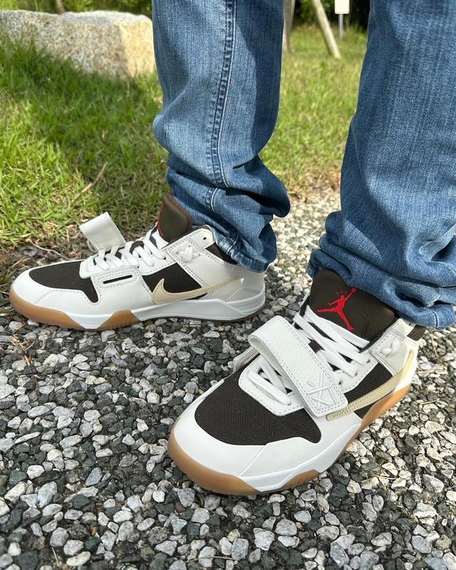 JORDAN BRAND JUMPMAN JACK TR SAIL/MUSLIN-DARK MOCHA