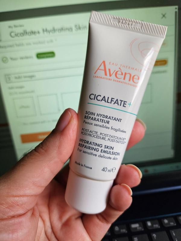 Cicalfate+ Hydrating Skin Recovery Emulsion