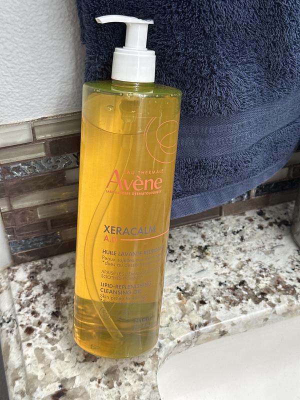 XeraCalm A.D Lipid-Replenishing Cleansing Oil | Avène