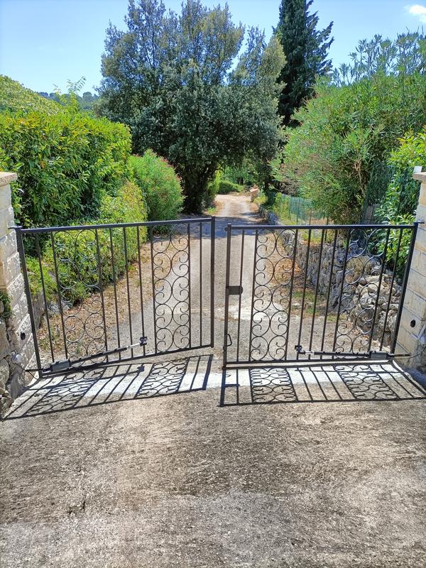 Ouvrir la fenêtre modale de l'avis 2 sur 4