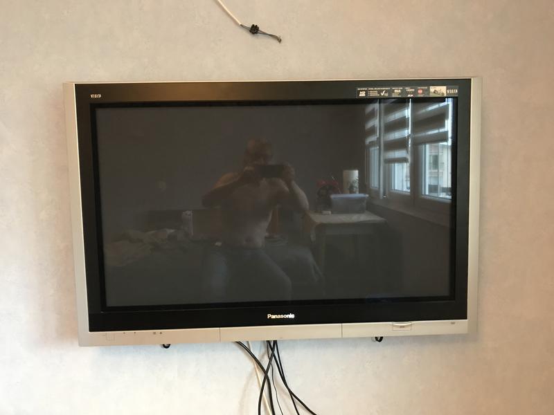 Support Mural TV Inclinable ESSENTIELB Inclin'TV Pour écrans 32 à 75 Pouces - Neuf