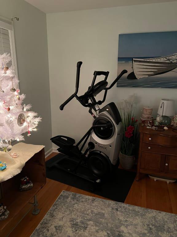 Take up very small footprint in the room