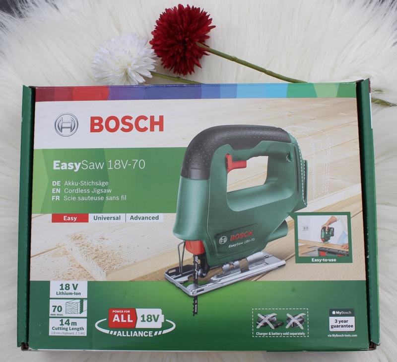 Bosch Home and Garden EasyImpact 18V-40 + EasySaw 18V-70 06039D810A pour  appareils sans fil Jeu doutils