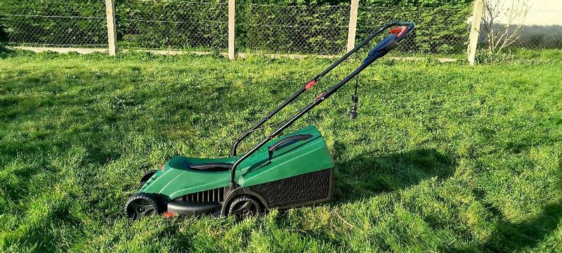 Ouvrir la fenêtre modale de l'avis 1 sur 4