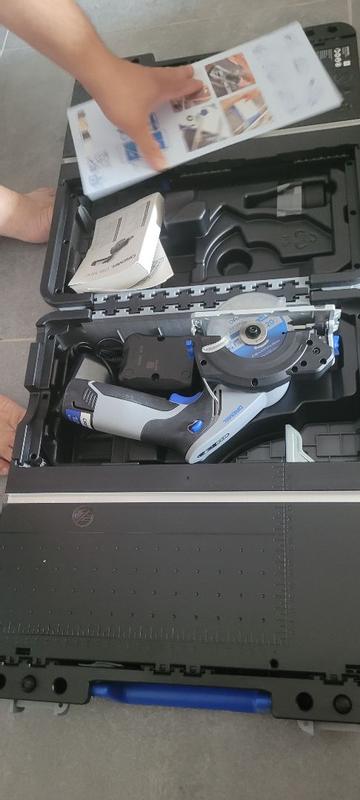 Ouvrir la fenêtre modale de l'avis 1 sur 3