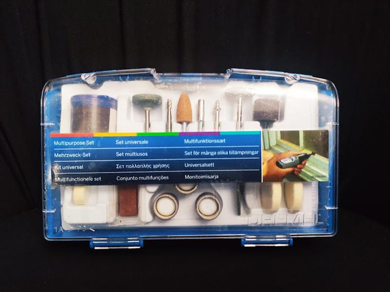 Ouvrir la fenêtre modale de l'avis 1 sur 3