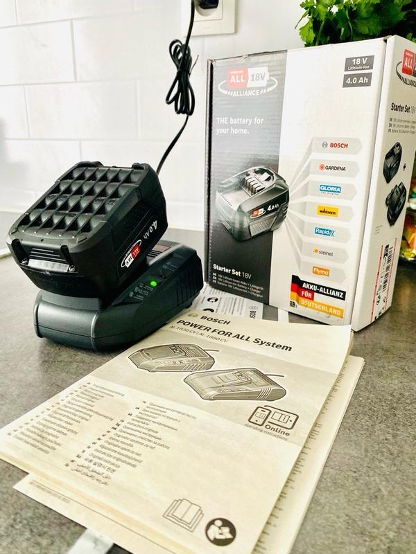 Bosch pack de base batterie 18V Li-Ion 6Ah + AL 1830 CV chargeur