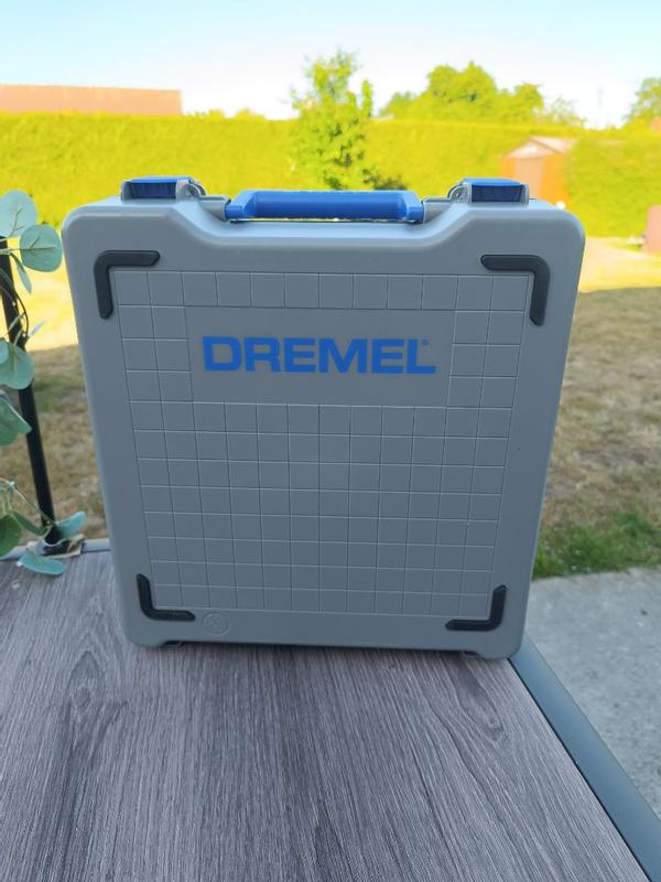 Ouvrir la fenêtre modale de l'avis 2 sur 3