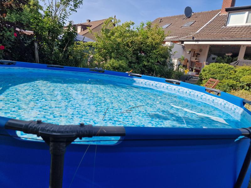 Klares Poolwasser- top