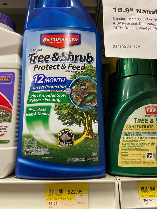 Bayer Tree & Shrub, dry version.  Works wonderfully.