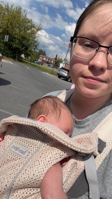 Baby Carrier Mini—perfect for a newborn | BabyBjörn