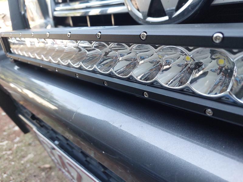 XTM Slimline LED Light Bar 21in