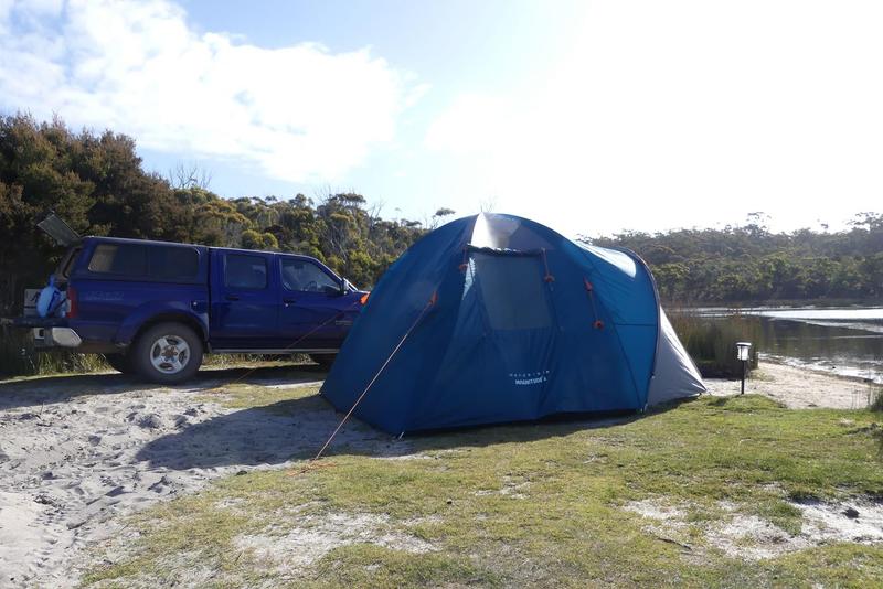 Wanderer Magnitude Dome Tent 4 Person f