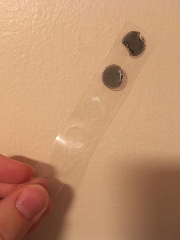 Yes To Tomatoes Detoxifying Charcoal Blemish Fighting Zit Zapping Dots