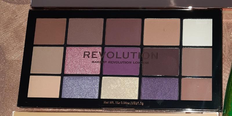 Makeup Revolution Re Loaded Palette Visionary At Beauty Bay
