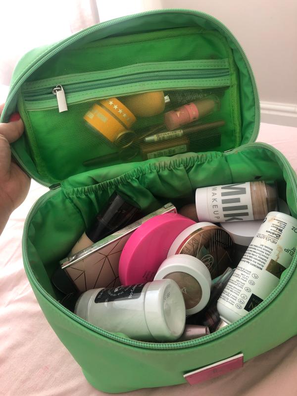 Jeffree Star Cosmetics Green Travel Makeup Bag at BEAUTY BAY