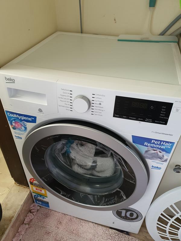 beko 7kg front load washing machine wmy7046lb2