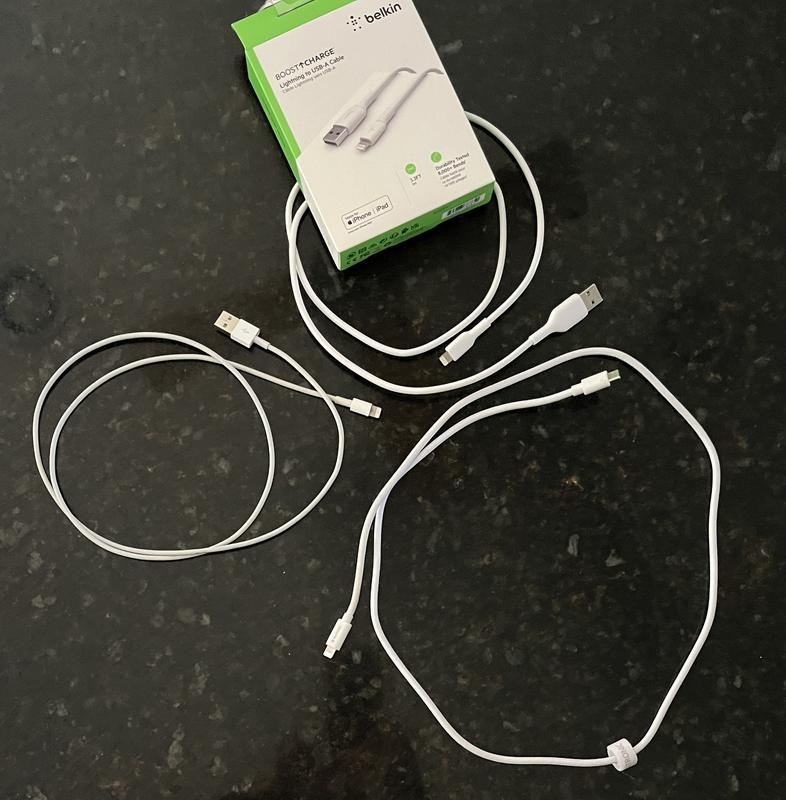 compare apple cord on left in size vs the one with the box