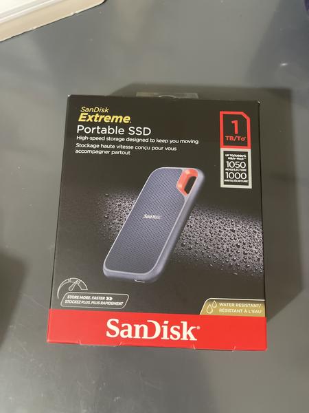 SanDisk Extreme ポータブルSSD 1TB SanDisk 1TB Extreme Portable SSD - Rugged, Fast, and Reliable