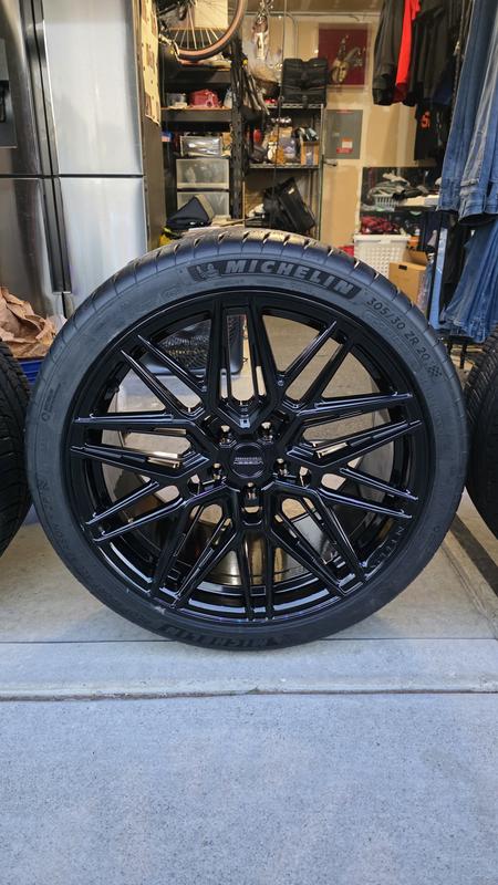 Rear tire for Polaris Slingshot