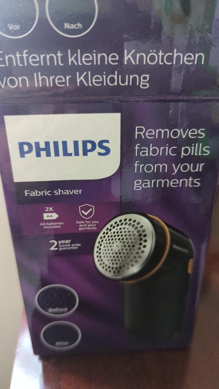 Philips GC026/80 Fabric Shaver - Removes Fabric Pills - All Types