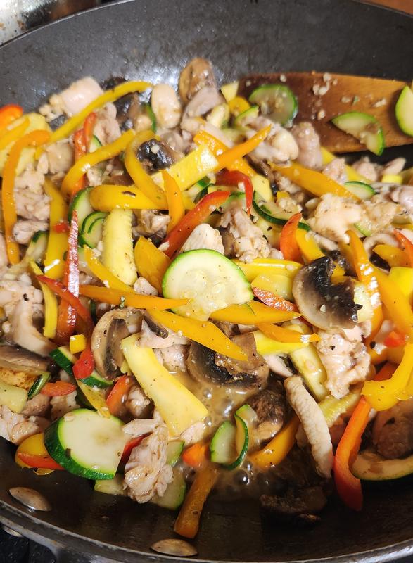 The best Chicken Fajitas with Blues Hog seasoning