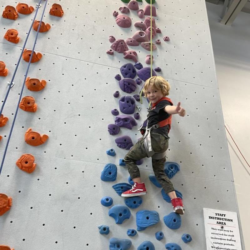 Black Diamond Momentum Harness Kids Full Body Climbing harness