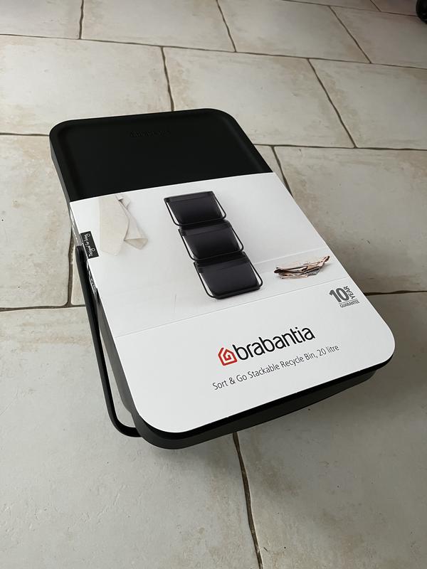 Ouvrir la fenêtre modale de l'avis 1 sur 2