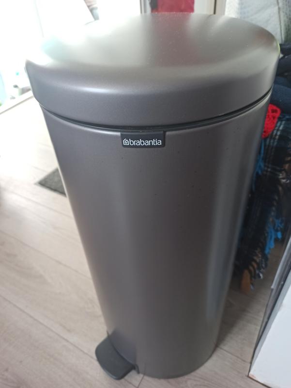 Ouvrir la fenêtre modale de l'avis 1 sur 2