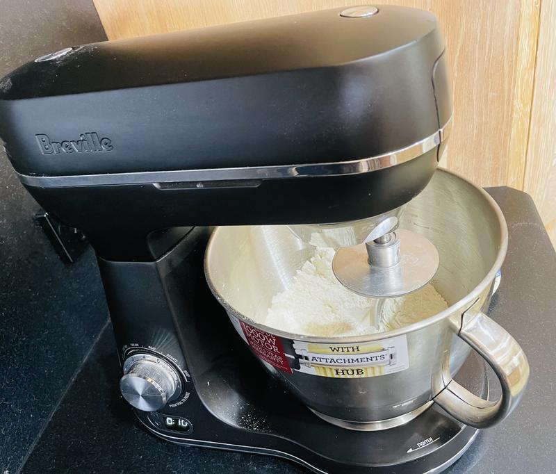 Vintage Sunbeam Mixmaster 12 Speed Stand Mixer w/Bowl Beaters Cord  Tan/Brown - Mixers & Blenders, Facebook Marketplace