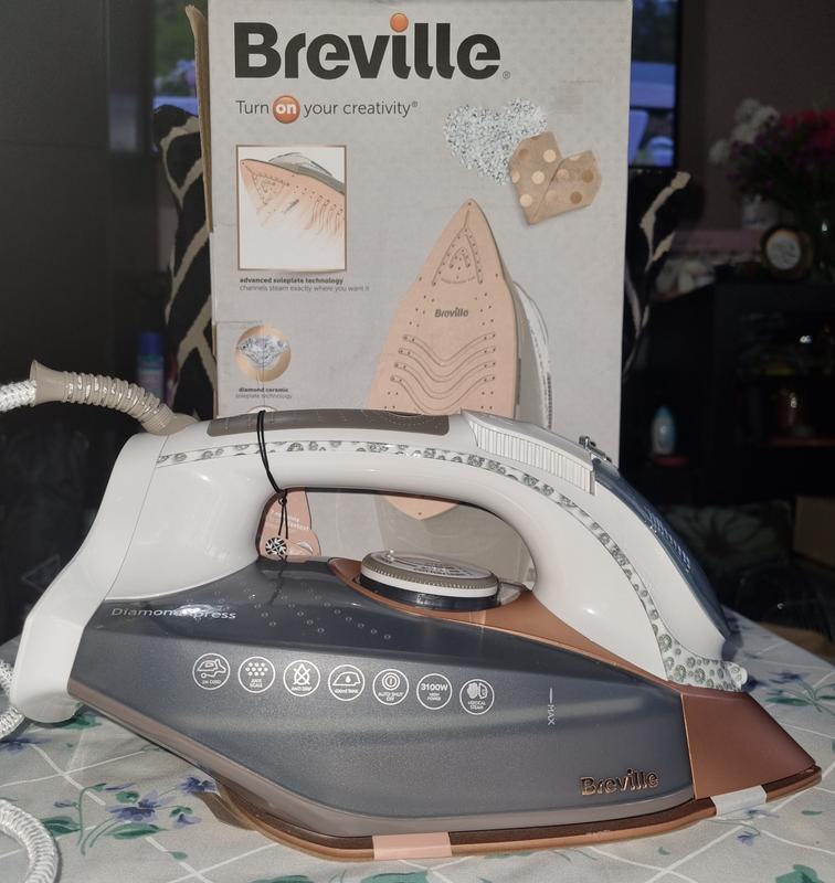 Breville diamondxpress deals 3100w steam iron