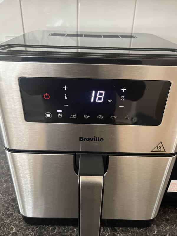 Breville Halo XL 9L Air Fryer review: small footprint but large capacity