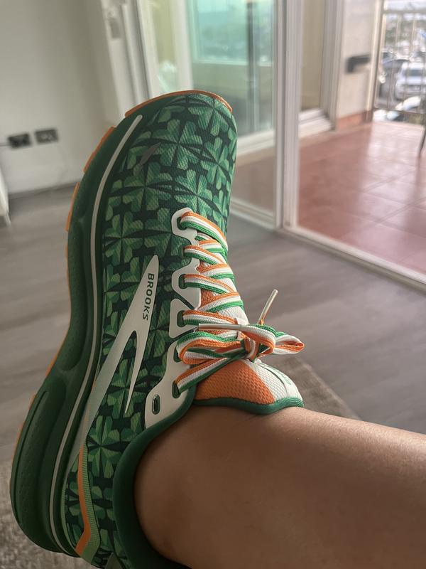 Brooks st patrick's sales day shoes 2019