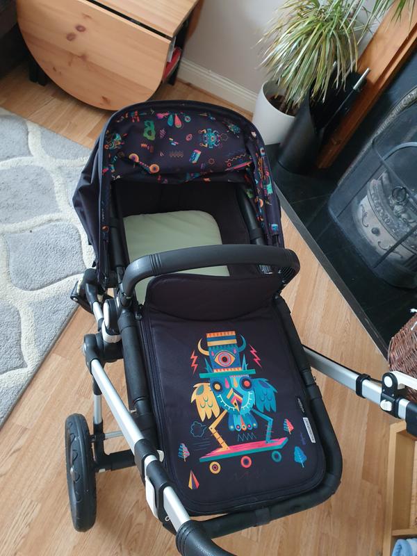 Bugaboo cameleon 2024 navy hood