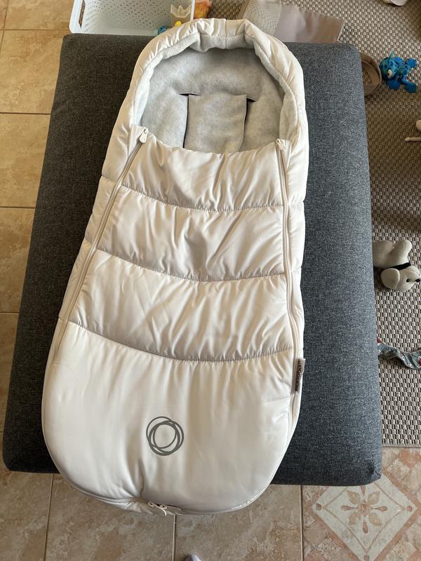 Bugaboo off store white footmuff