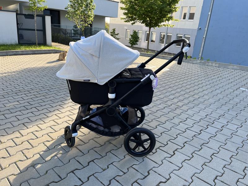 Bugaboo Fox 5 base AU Graphite/Midnight Black+Sun Canopy Misty White -  Whole Bubs