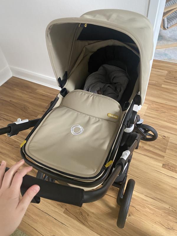 バガブー フォックス カブ キャリーコット と シート ストローラー