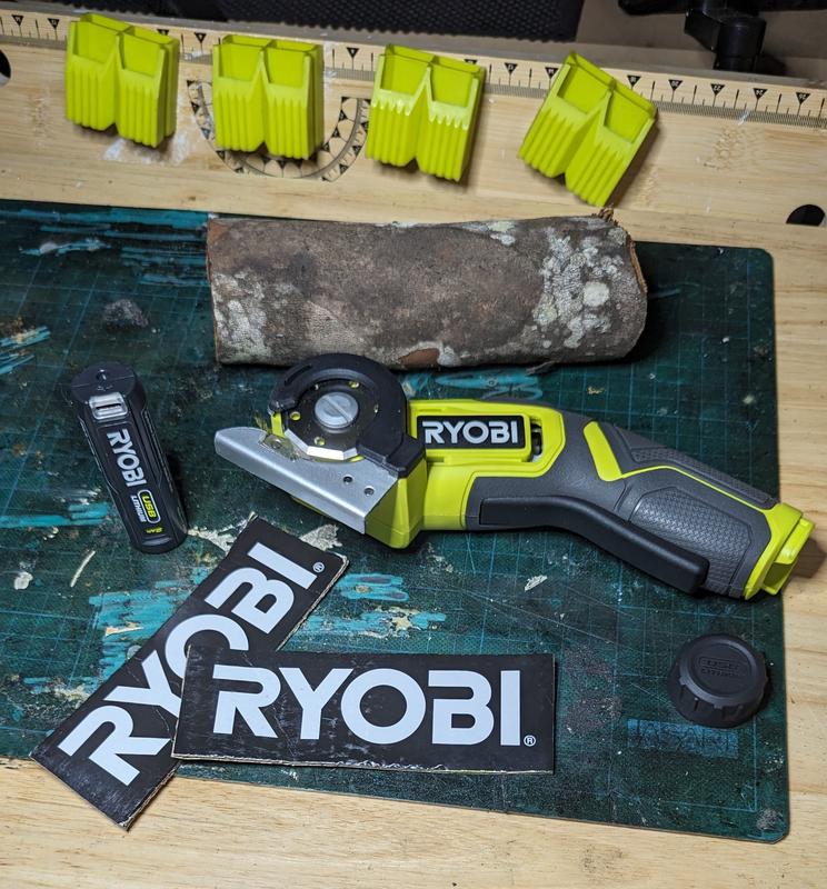 Ryobi 4V USB Lithium Foam Cutter Kit FVH64K - Pro Tool Reviews