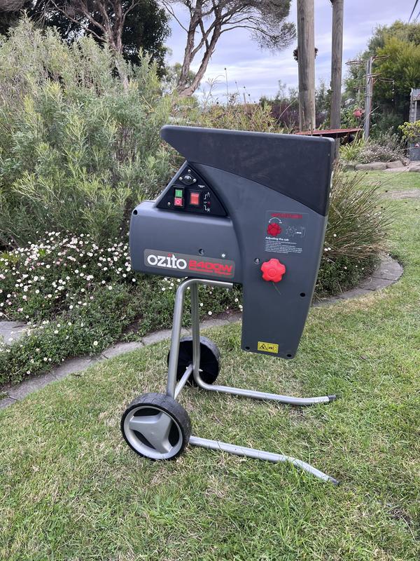 Ozito 2400W Silent Garden Shredder Bunnings New Zealand