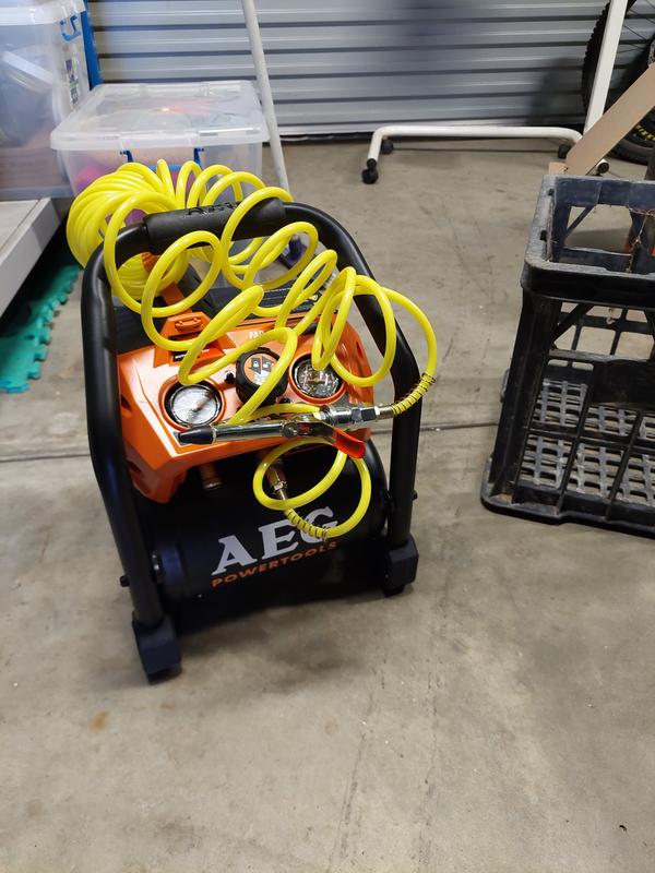Aeg dual 18v best sale 3.8 l air compressor