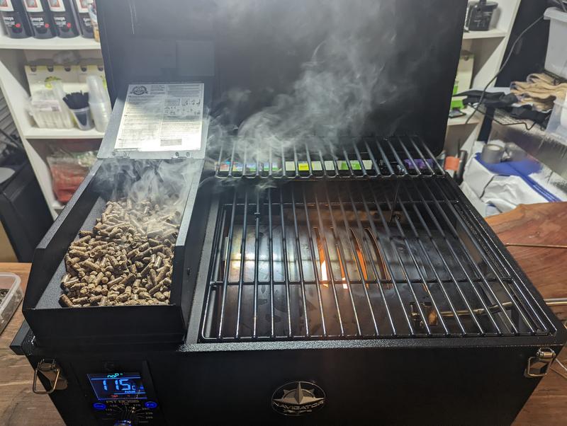 Pit Boss Portable Navigator Wood Pellet Grill - Bunnings New Zealand