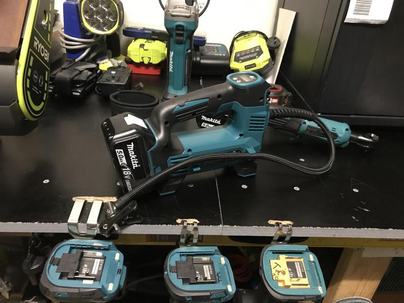 Makita 18v inflator online skin