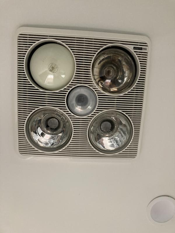 Bathroom heat deals lamp bunnings